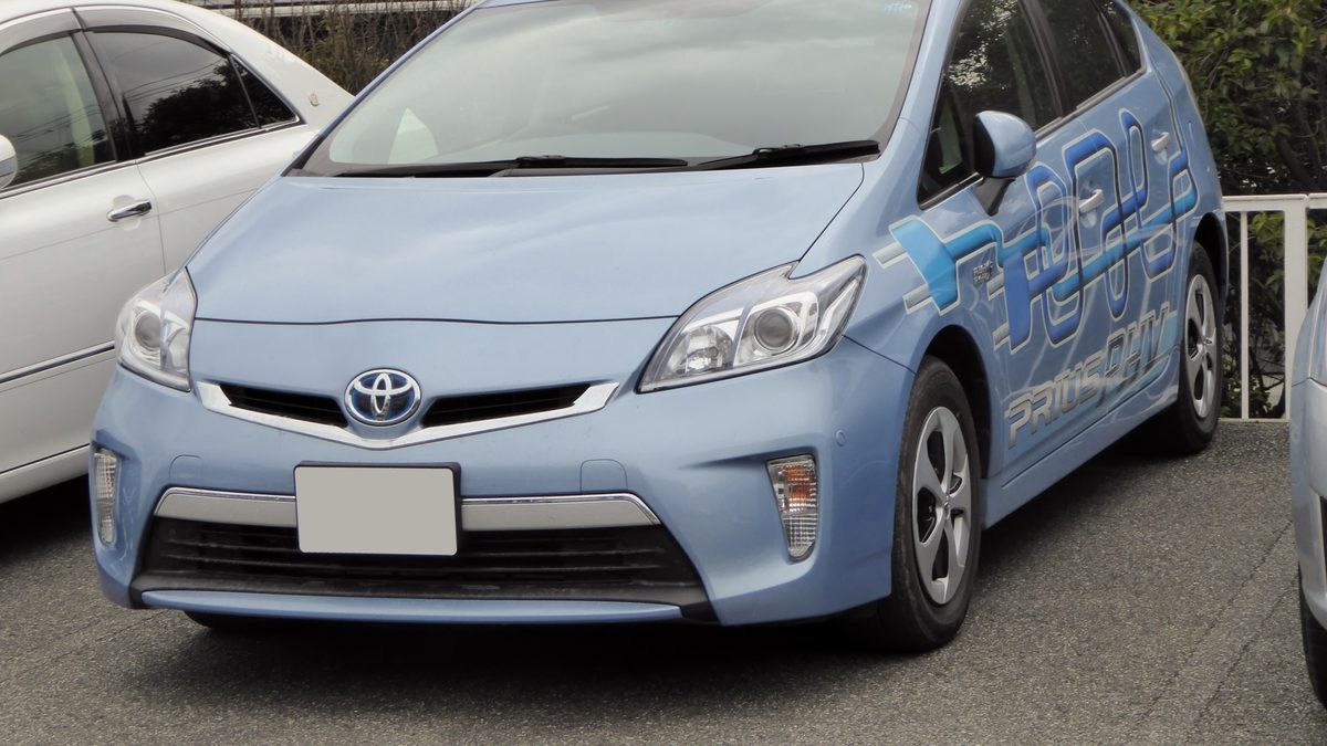 ハイブリッド車の一例。ハイブリッド専用のハッチバック